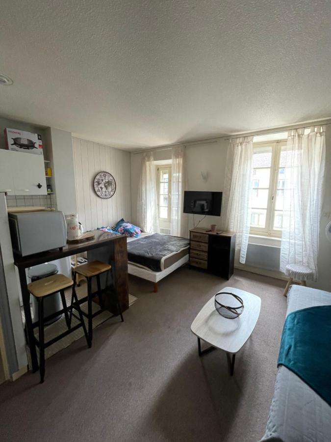 Superbe Appartement Au Bord De La Riviere Ax-les-Thermes Exterior photo